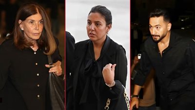 بالصور .. النجوم يؤدون واجب العزاء في والد مي كساب بمسجد المشير طنطاوي