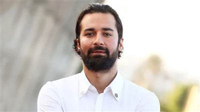 أحمد حاتم يجسد شخصية مهندس كمبيوتر ضمن أحداث فيلم حدوتة الأيام الباقية 