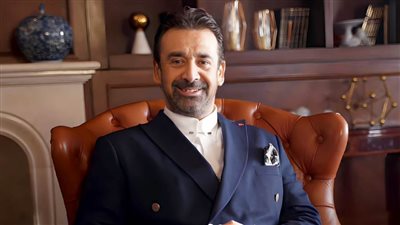 إرهابي ودكتور نفسي ومهندس وفرعون .. شخصيات يقدمها كريم عبدالعزيز في أعماله المقبلة