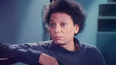 صحافة زمان .. عادل إمام عن فيلم الهلفوت : اشتريت ملابس رجل في الشارع بـ 50 جنيه لتليق بالدور