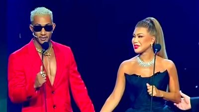 محمد رمضان ونوال الزغبي يتصدران التريند بعد صلحهما علي مسرح موريكس دور