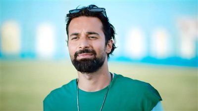 عرض فيلم المطاريد بطولة أحمد حاتم يوم 25 أكتوبر الجاري على نتفليكس