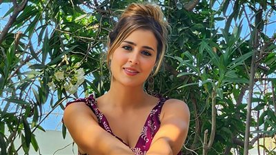 بدء عرض حكاية روحي فيك بطولة عائشة بن أحمد من مسلسل 55 مشكلة حب الأحد المقبل