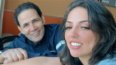 إبنه الفنان شريف حلمي بعد تعرض والدها لأزمة صحية : إدعوا له   