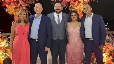 عمرو أديب يحتفل بزفاف نجله خالد يوم الجمعة المقبل بأحد فنادق القاهرة 