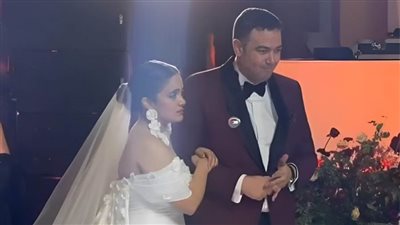 بالصور .. عمرو أديب يحتفل بزفاف نجله خالد بحضور عدد من الأصدقاء والمقربين