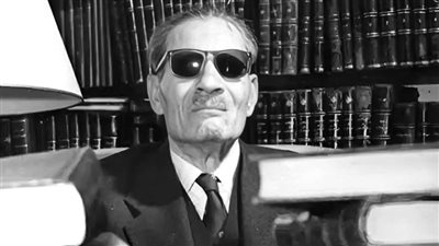 الذكرى الـ 50 لـ طه حسين .. أول من حصل على الدكتوراه من جامعة مصرية وعانى من المرض منذ طفولته