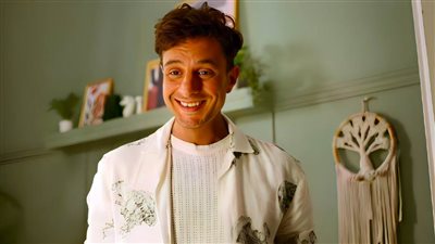 عرض فيلم عادل مش عادل بطولة أحمد الفيشاوي في يناير المقبل