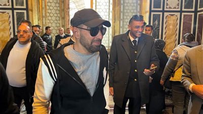 الانتخابات الرئاسية .. أحمد السقا يدلى بصوته فى الإسكندرية