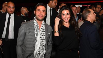 بالصور : محمد إمام وياسمين صبري في العرض الخاص لفيلم أبونسب