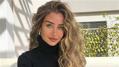 هنا الزاهد تبدأ عرض مسرحيتها كذا نوفل 9 يناير القادم في السعودية