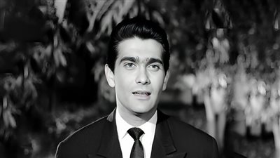 يوسف فخر الدين .. اعتزل بعد وفاة زوجته وعاش أخر أيامه على كرسي متحرك