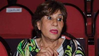 سميرة محسن عن اعتزالها التمثيل : الفنان فى مصر كل ما يكبر سعره يرخص