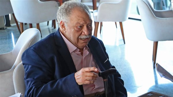يحي الفخراني