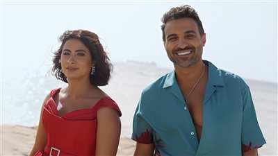 خُد بوسة إسم أغنية روبي في فيلم عصابة الماكس بطولة أحمد فهمي