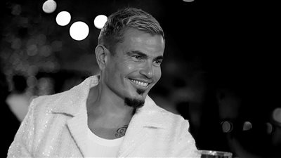 أغنية الطعامة لـ عمرو دياب تدخل تريند يوتيوب بعد ساعات على طرحها