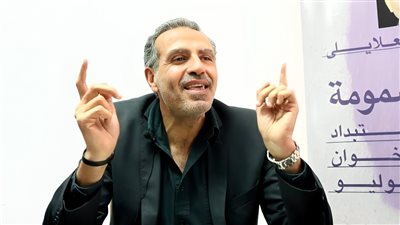 طبيب أسنان وسياسي .. من هو محمود عزت العلايلي الذي رحل منذ ساعات ؟