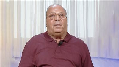 أسامة عباس : لم أعتزل الفن وأحفادي مش بينادونى غير يا أوس