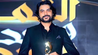 المؤلف محمود حمدان يفوز بجائزة أفضل مؤلف فى ملتقى التميز والإبداع العربي