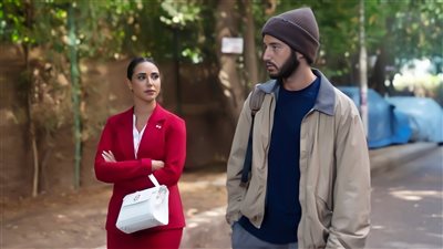 فيلم 6 أيام لـ أحمد مالك وآية سماحة يحقق 384 ألف جنيه في أول ليلة عرض