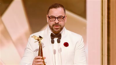 طارق العريان يحصد جائزة مخرج الأفلام المفضل في Joy Awards 2025