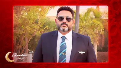 سباق الكوميدي رمضان 2025 .. أكرم حسني يخوض مغامرات جوية في الكابتن