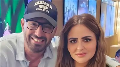 أحمد السقا يعلن انفصاله عن مها الصغير بعد 26 سنة زواج 