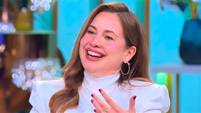 رايا أبي راشد تكشف كواليس وأسرار من حياتها المهنية مع منى الشاذلي الخميس المقبل