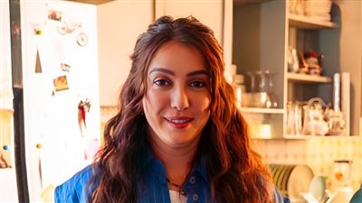 كندة علوش مديرة مكتب محاماة وتتجه للنصب ضمن أحداث مسلسل ابن النصابة