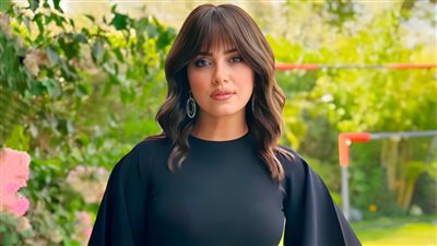 ريهام عبدالغفور بطلة مسلسل جديد بعنوان خمس نجوم والعرض في 15 حلقة