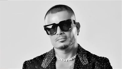 عمرو دياب يحقق 12 مليون مشاهدة على يوتيوب بألبومه الجديد ابتدينا في 3 أيام