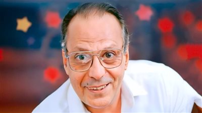 أسامة عباس : اعتزلت التمثيل نهائياً واللي بيتعرض عليا ما يستاهلش أعمله 