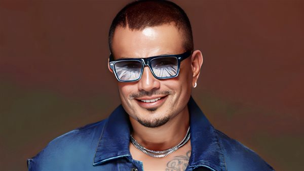 عمرو دياب ونيولوك