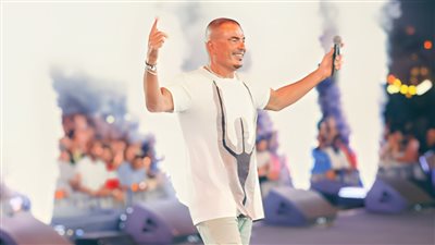 تبدأ بـ ألف وتنتهي بـ 150 .. أسعار تذاكر حفل عمرو دياب في مهرجان العلمين 