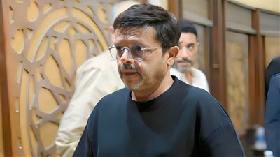 بالصور .. النجوم يقدمون واجب العزاء في شقيق المخرج خالد جلال