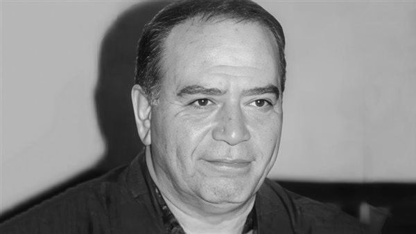 حسين كمال
