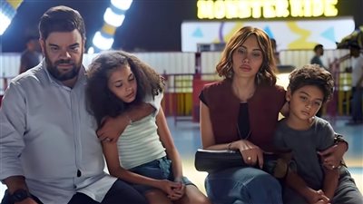 فيلم ماما وبابا يجمع 950 ألف جنيه في أول يوم عرض