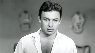 أحمد رمزي.. صاحب أغرب وصية فى الوسط الفني