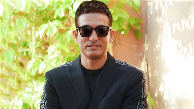 عمرو سعد يجسد شخصية محامي ضمن أحداث مسلسل من أول وجديد