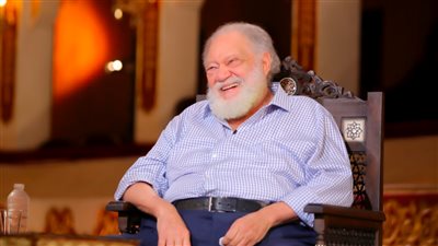 يحيى الفخراني ضيف برنامج يحدث في مصر على mbc مصر غداً