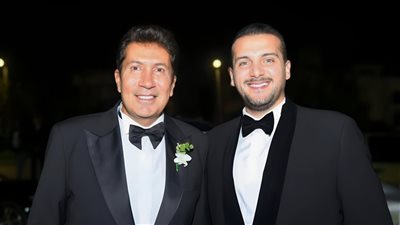 هاني رمزي لـ خبر أبيض: حسيت إني كبرت بعد زواج ابني شادي وسعادتي لا توصف بحضور النجوم