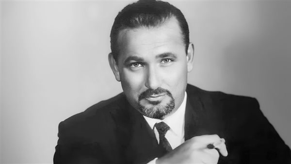 المخرج عزالدين ذوالفقار