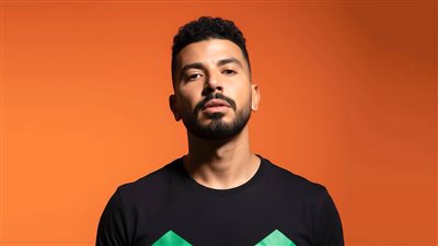 محمد أنور يتناول الخلافات الأسرية في مسلسل بيت بابا والعرض على mbc