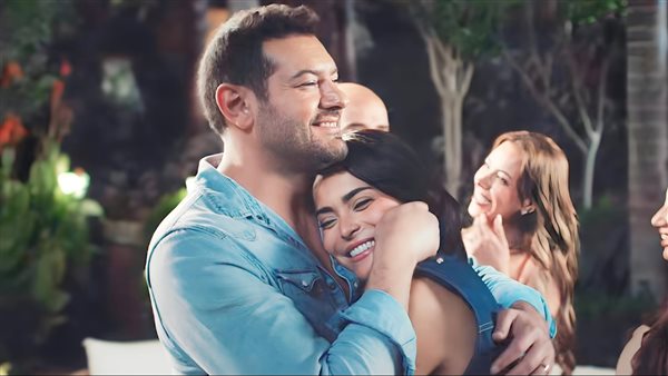 أسماء جلال وعمرو يوسف 