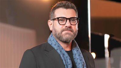 عمرو يوسف يتعاقد على مسلسل 10 حلقات والعرض على إحدى المنصات