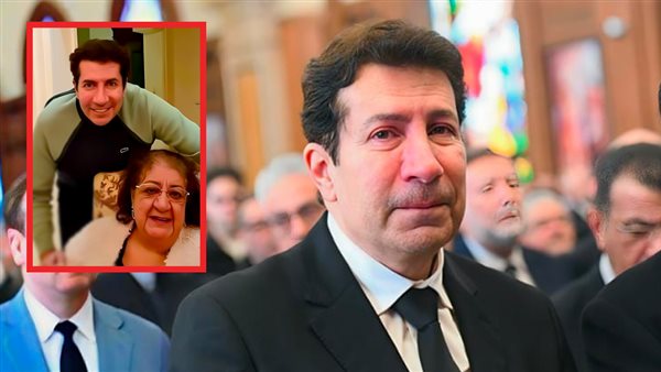 هاني رمزي ووالدته 