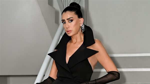 غادة عبدالرازق 