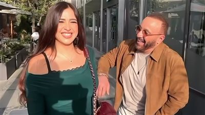 أحمد السقا يتعرف على ياسمين عبد العزيز بسبب برنامجه الإذاعي ويتفاجئ بتاريخها الإجرامي بفيلم خلي بالك على نفسك