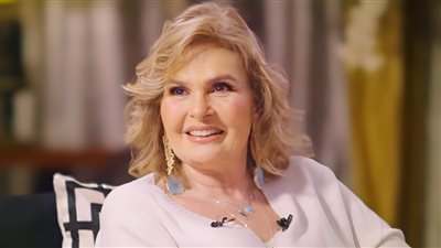 يسرا: بخاف من الوحدة وعشت قصص حب ندمت عليها