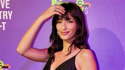 تسلط الضوء على نماذج نسائية مؤثرة.. أميرة أديب تمثل مصر في السلسلة الوثائقية العالمية FOLLOW HER